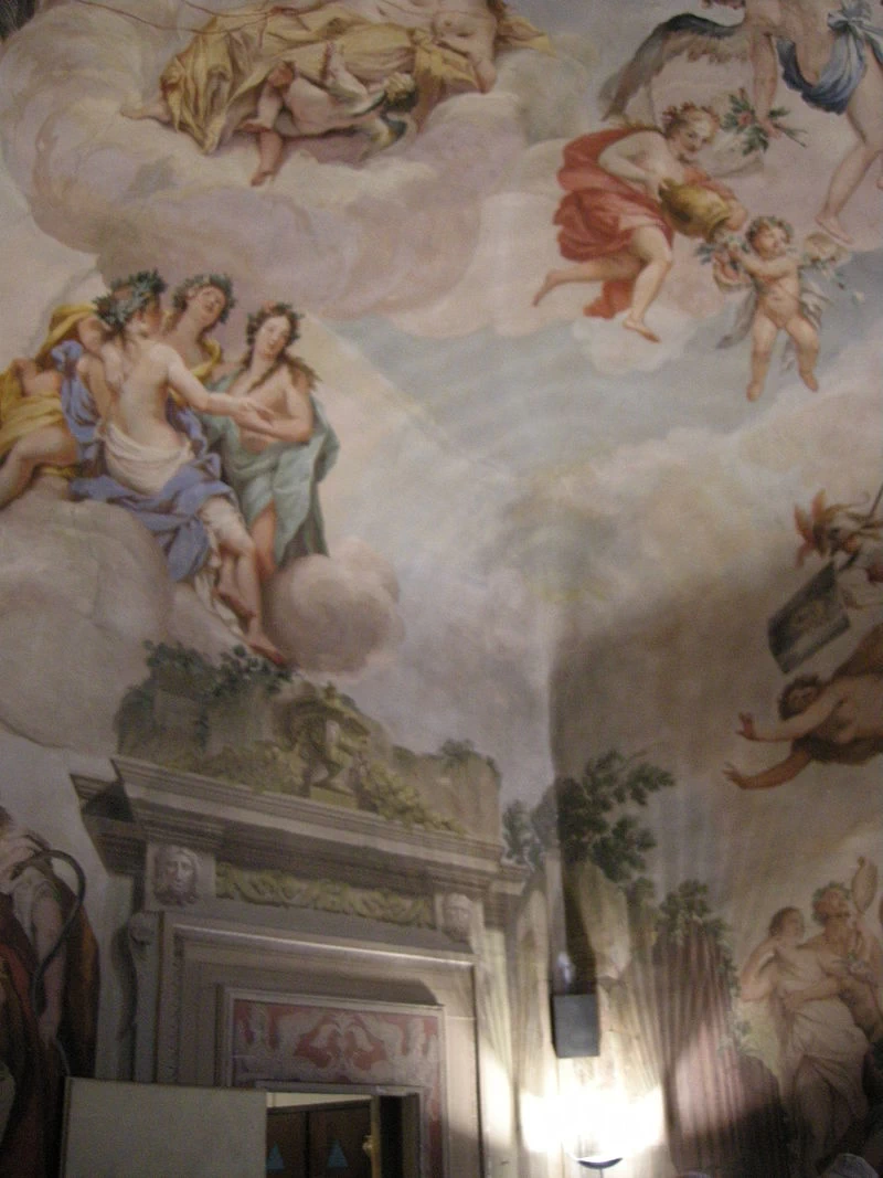 Palazzo Roffia - Sala delle Virtù, dei Vizi e delle Arti